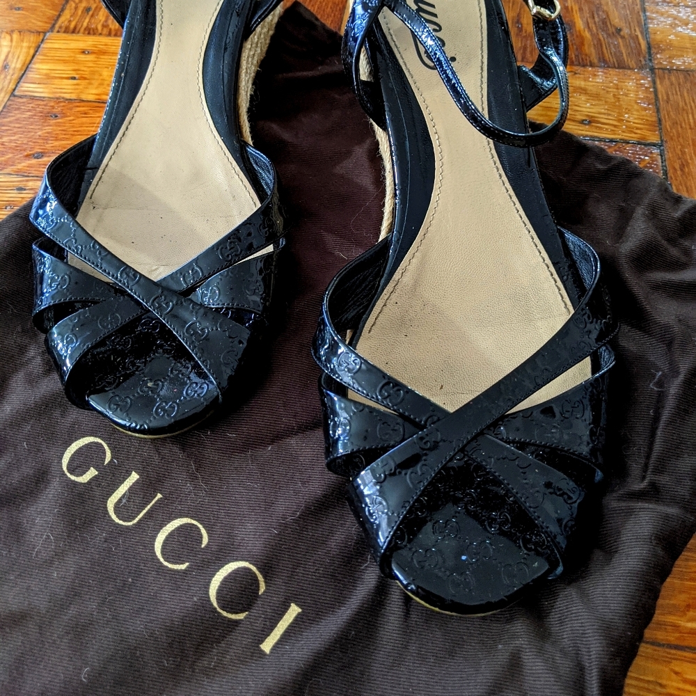 GUCCI GG Black Patent Leather Sandals / Shoes